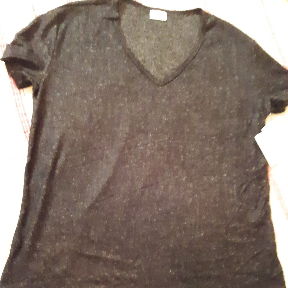 SALE NEW Soft Black Nordstrom Abound Vneck Tee SM